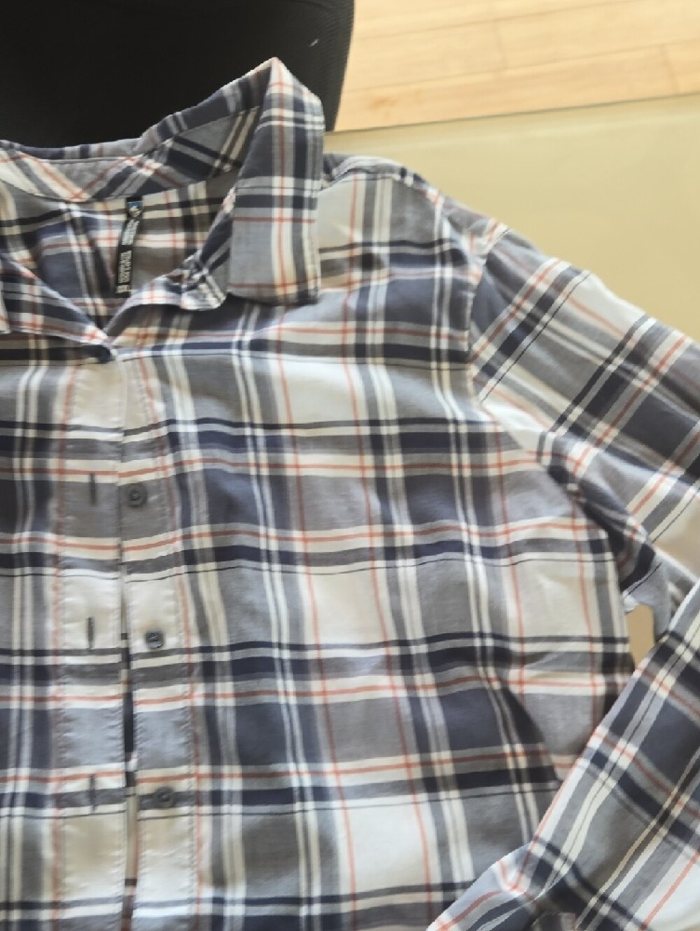 Kuhl Women's Plaid Button-Down Shirt in White, Blue, Brown - Picture 5 of 13